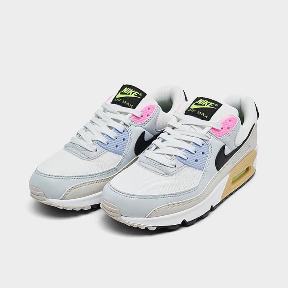 WOMEN'S NIKE AIR MAX 90 Color Summit size 8 barely worn